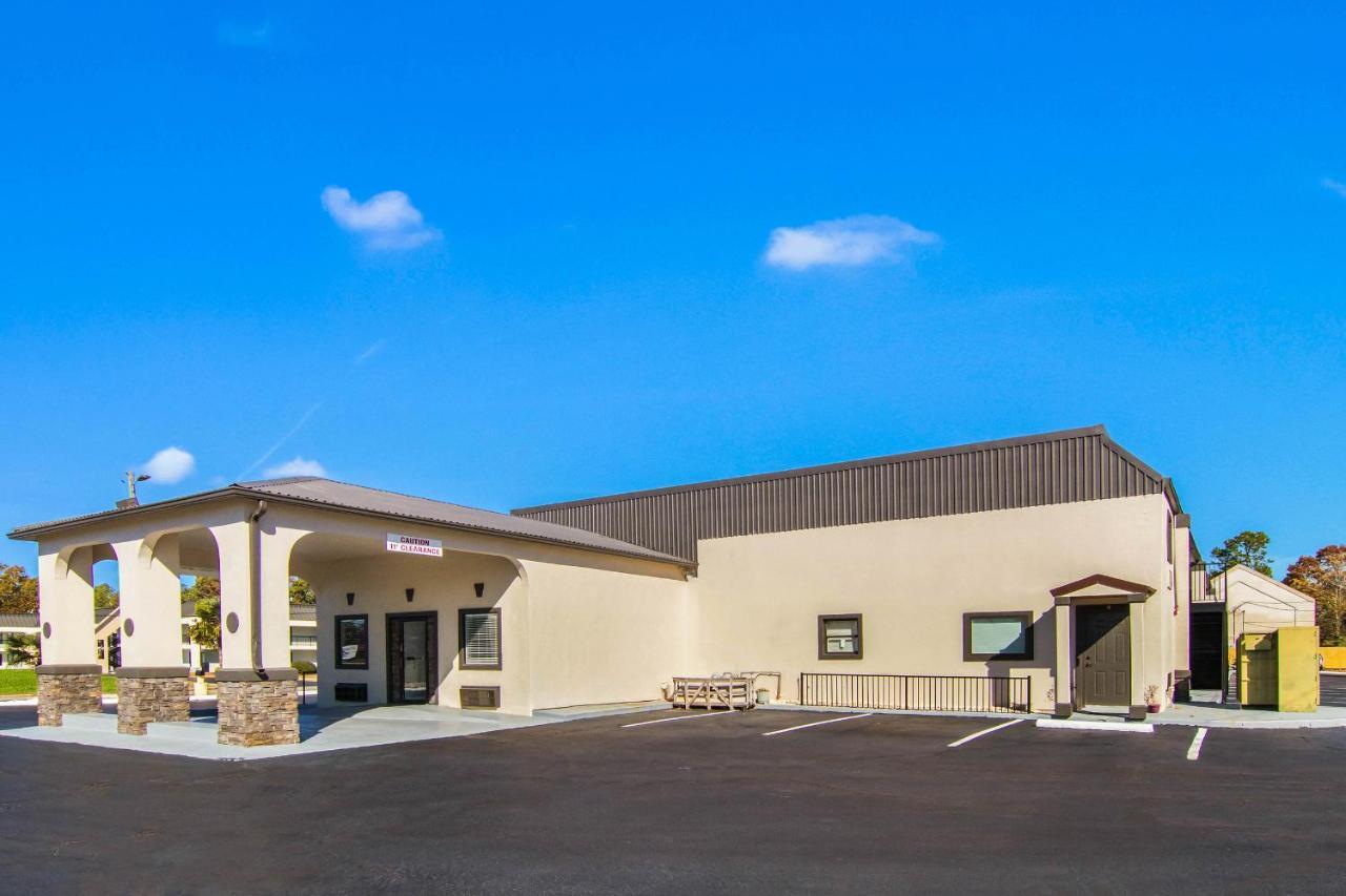 Americas Best Value Inn Perry Exterior photo